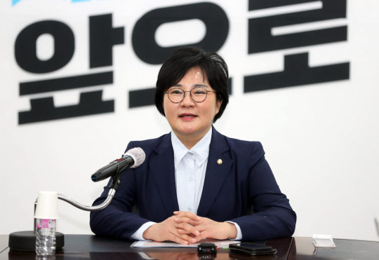 국민의힘 최고위원 후보인 조수진 의원이 9일 오전 대구시당에서 기자간담회를 하고 있다. 연합뉴스